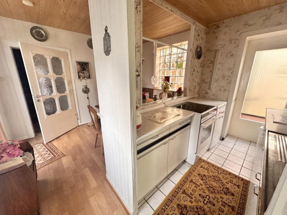 Blick durch K�che und Esszimmer Einfamilienhaus M�nchengladbach