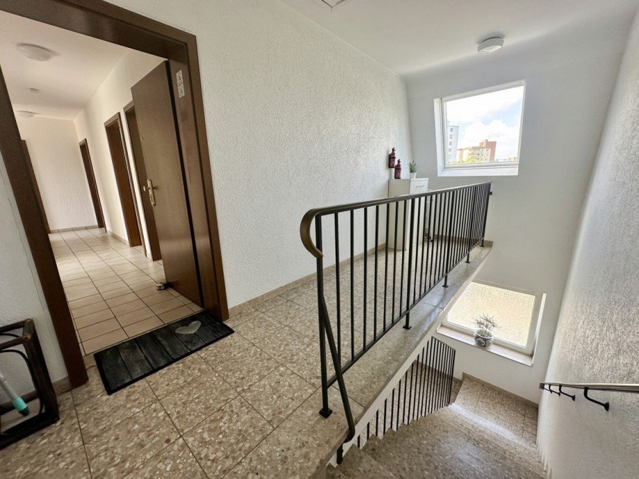 Treppenhaus Dachgeschosswohnung M�nchengladbach