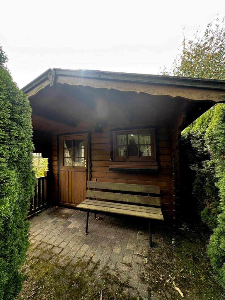 Gartenhaus Doppelhaush�lfte M�nchengladbach