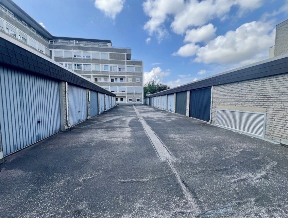 Zufahrt Garage Etagenwohnung Viersen