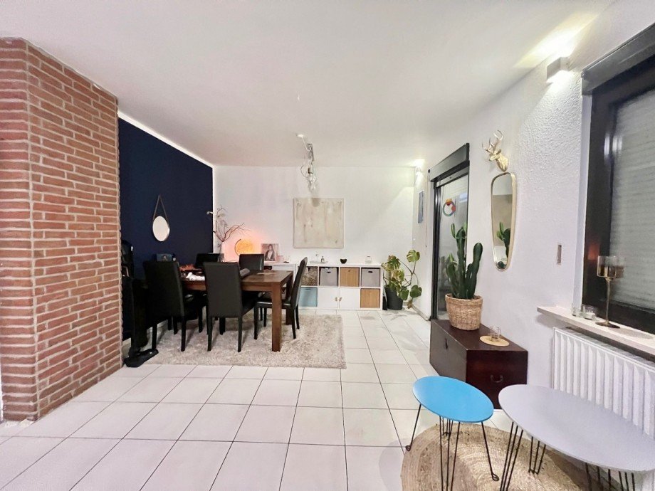 Wohn-/ Esszimmer Reihenmittelhaus M�nchengladbach