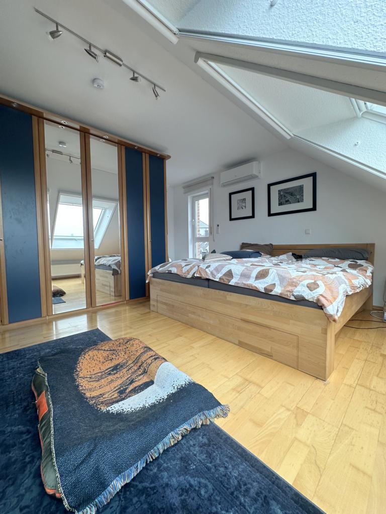 Schlafzimmer mit Klimaanlage Reiheneckhaus M�nchengladbach / Wickrath