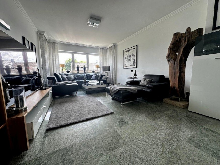 17. Wohnen Zweifamilienhaus H�ckelhoven