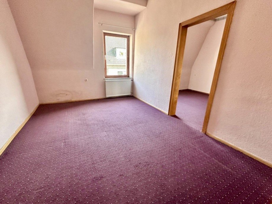 Nutzfl�che DG Mehrfamilienhaus M�nchengladbach