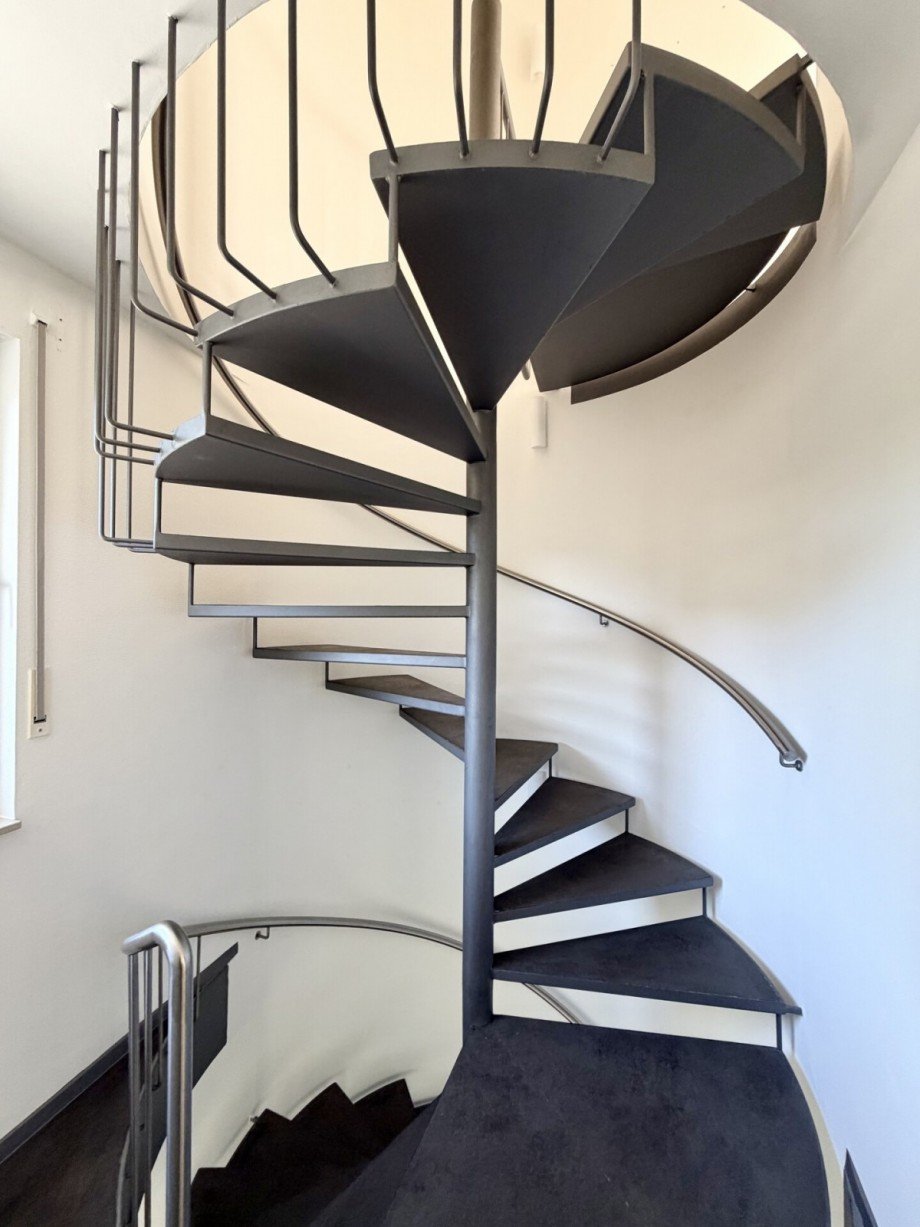 Gepflegtes Treppenhaus Maisonettewohnung M�nchengladbach