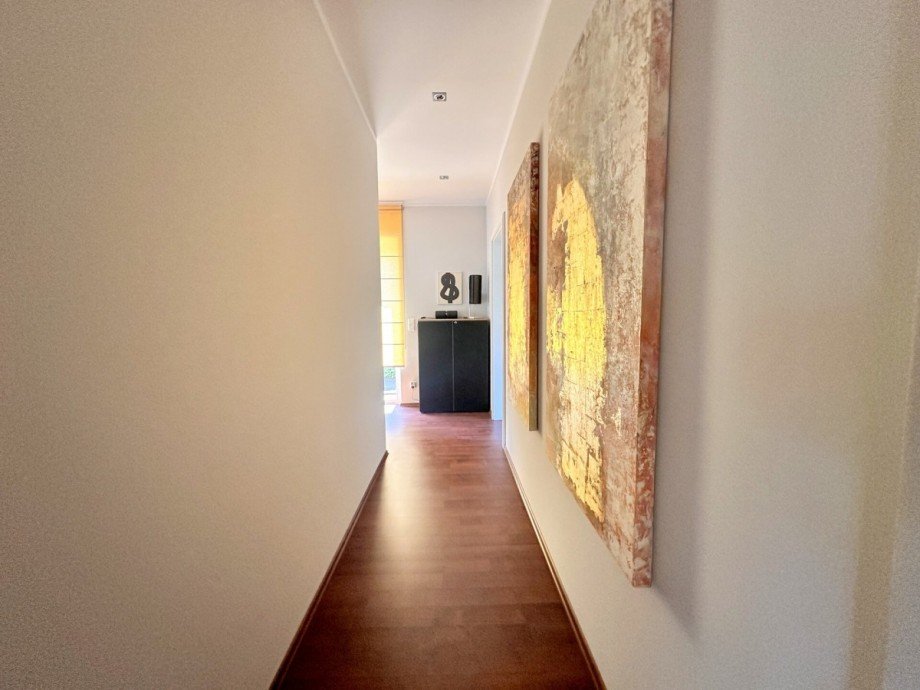 Flur2 Erdgeschosswohnung M�nchengladbach / Mennrath