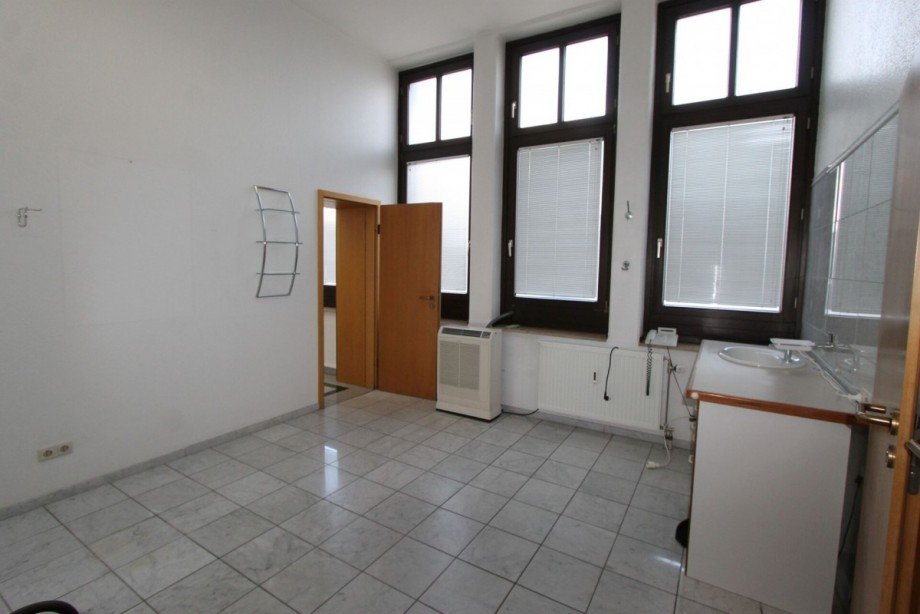 c-IMG_0465-comp B�ro / Praxis Krefeld