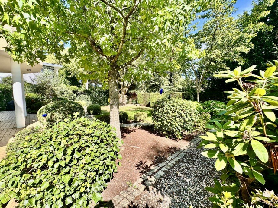 Garten Villa M�nchengladbach / Gro�heide