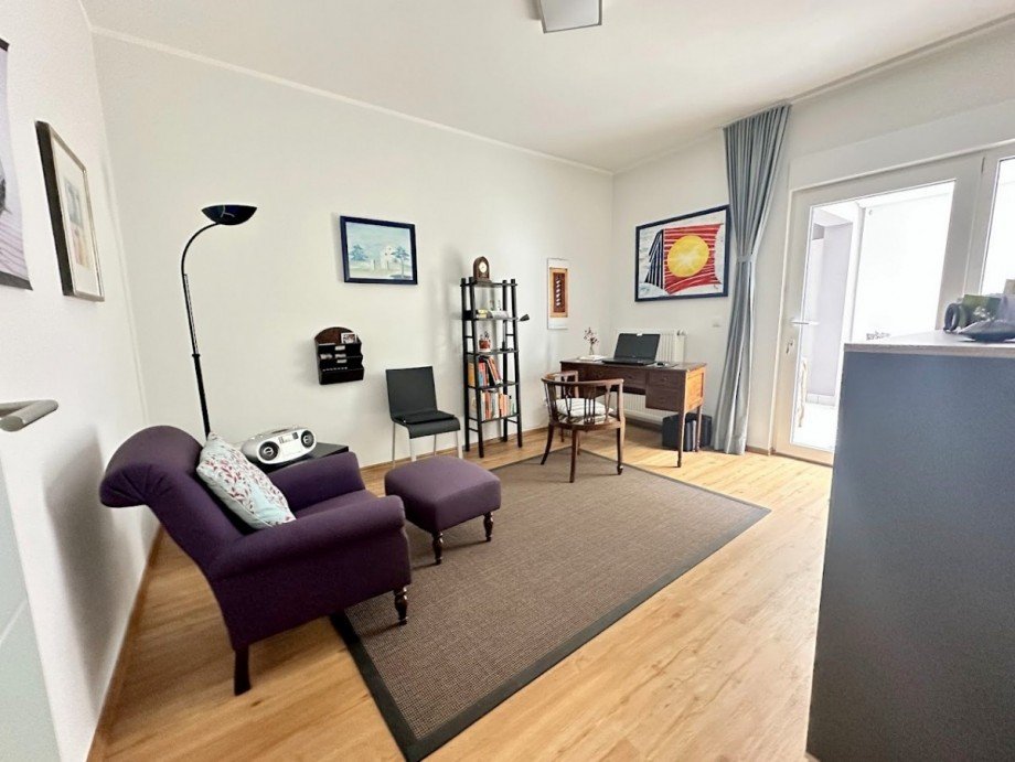 19. Schlafzimmer 2 EG Mehrfamilienhaus M�nchengladbach