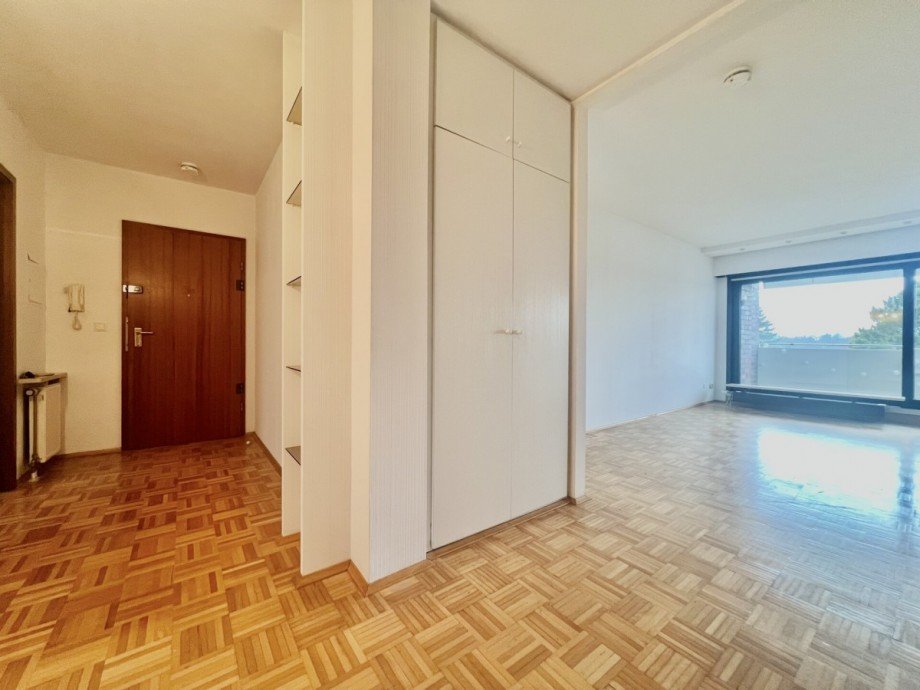 Gro�e Diele Etagenwohnung M�nchengladbach