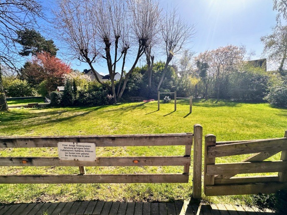 Gr�nanlage Etagenwohnung Neuss