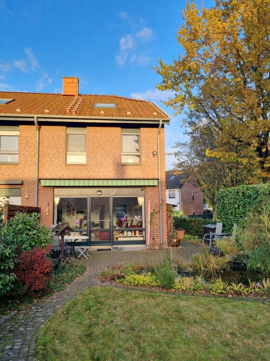 R�ckansicht Reihenendhaus M�nchengladbach