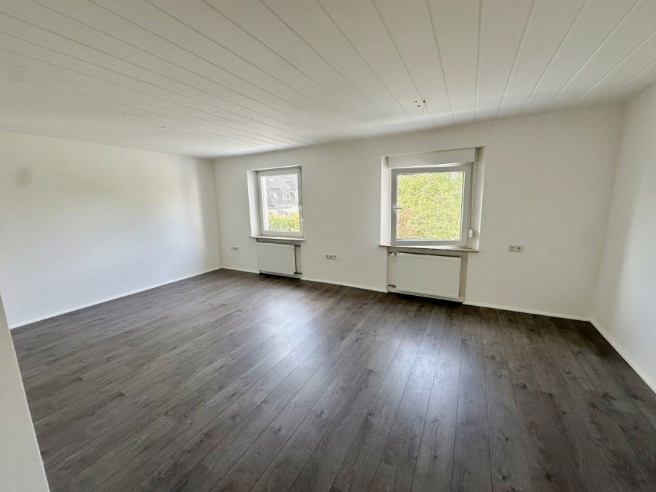 Gro�es Zimmer Reihenmittelhaus M�nchengladbach