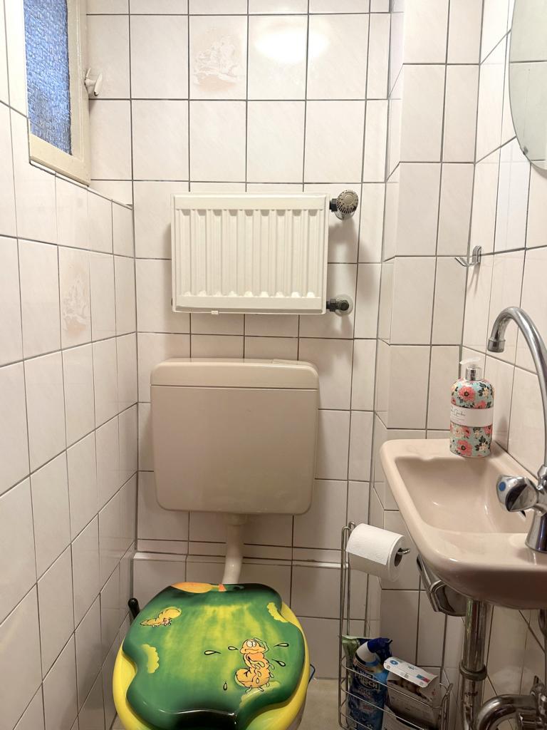 WC EG Mehrfamilienhaus M�nchengladbach