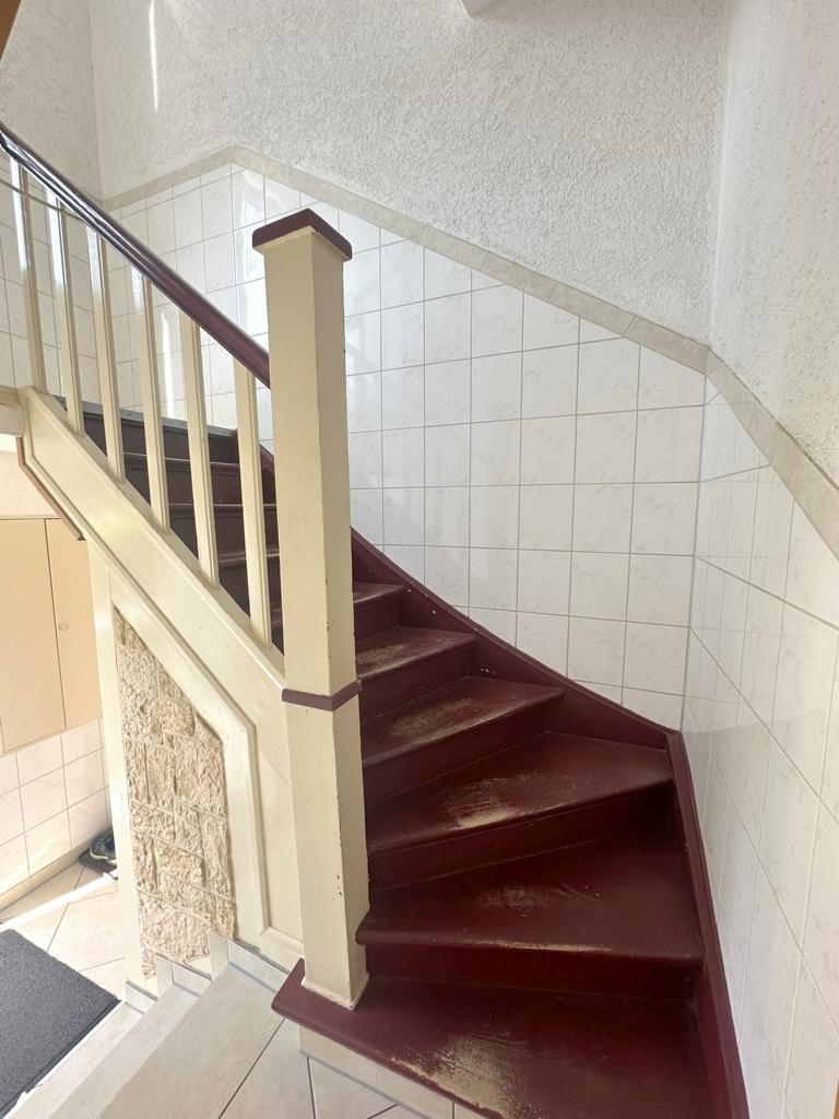 Hausflur Mehrfamilienhaus M�nchengladbach