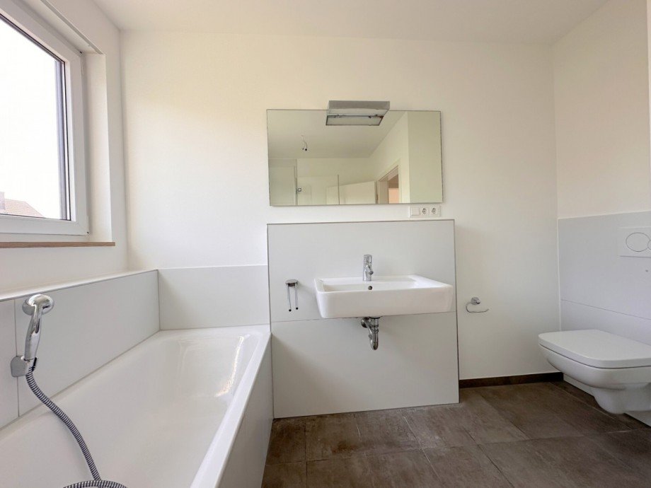 Badezimmer. Doppelhaush�lfte M�nchengladbach