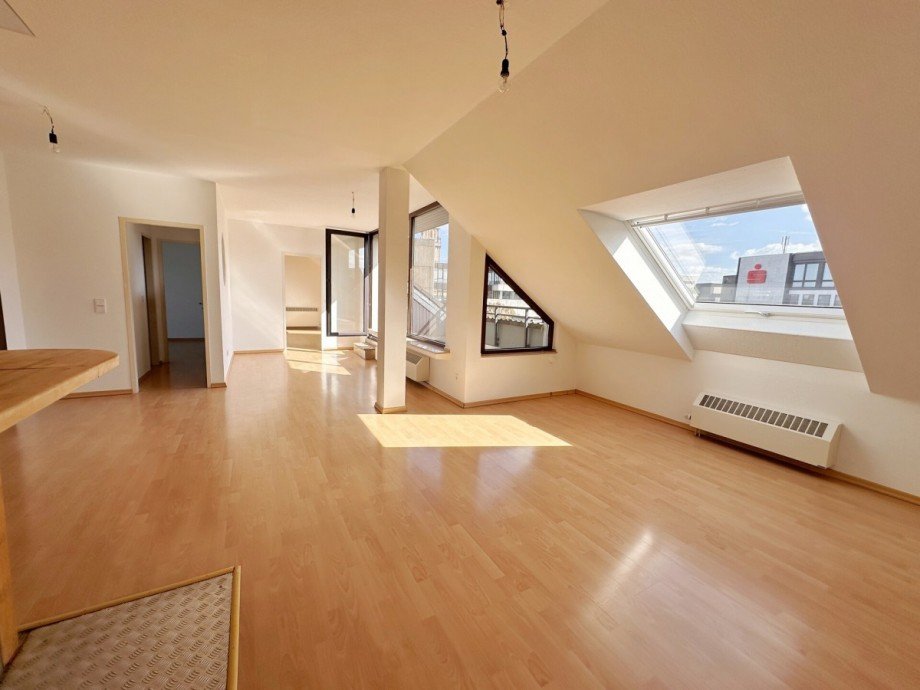 Wohnbereich Dachgeschosswohnung M�nchengladbach