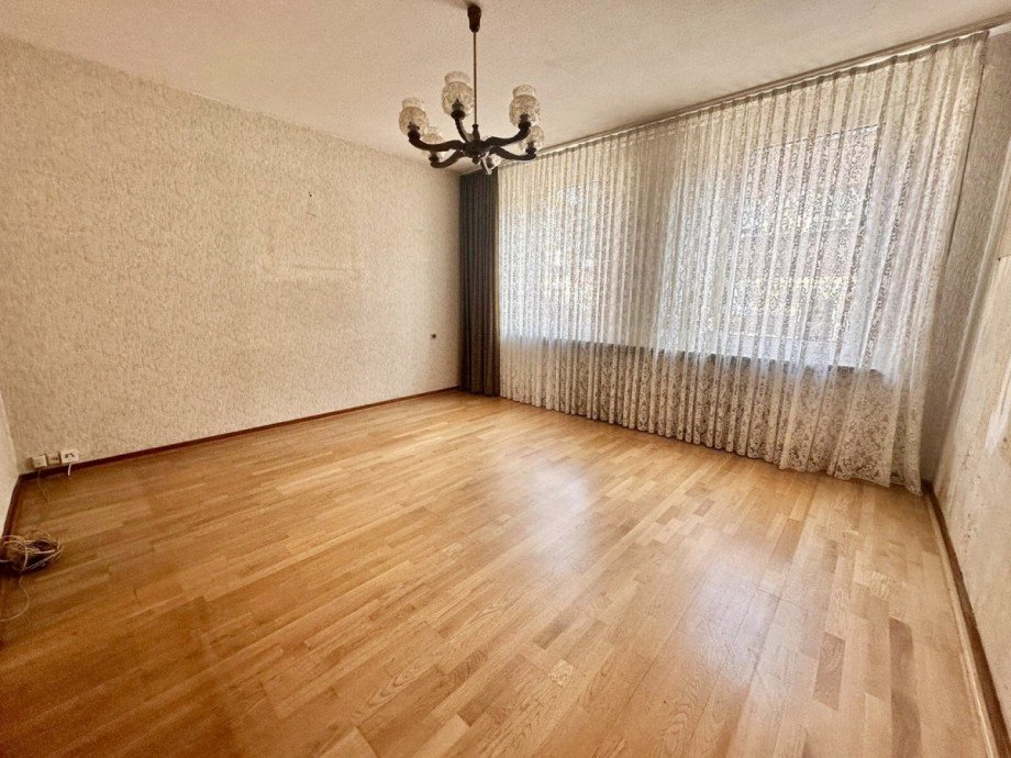 Wohnzimmer EG Mehrfamilienhaus M�nchengladbach