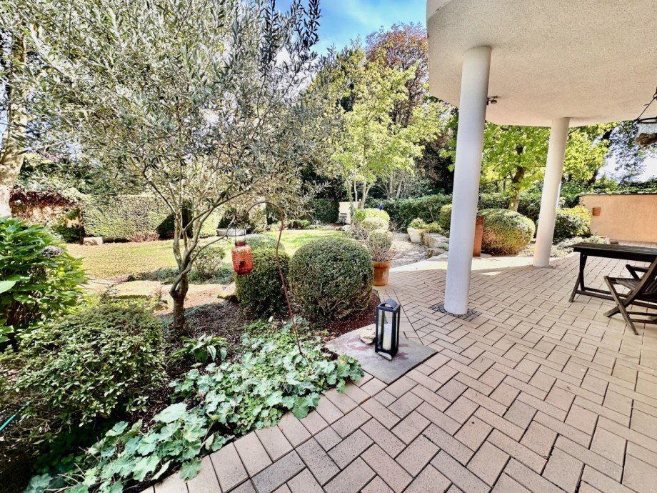 Garten Villa M�nchengladbach / Gro�heide