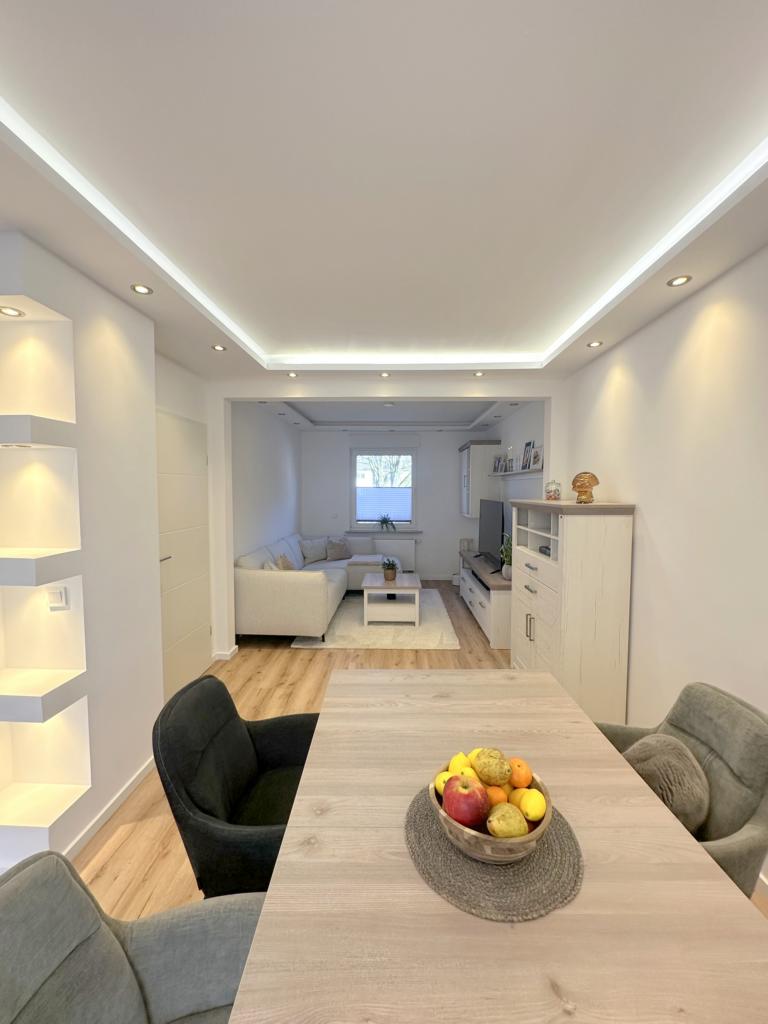 Blick durch Wohn- und Esszimmer Reihenmittelhaus Viersen