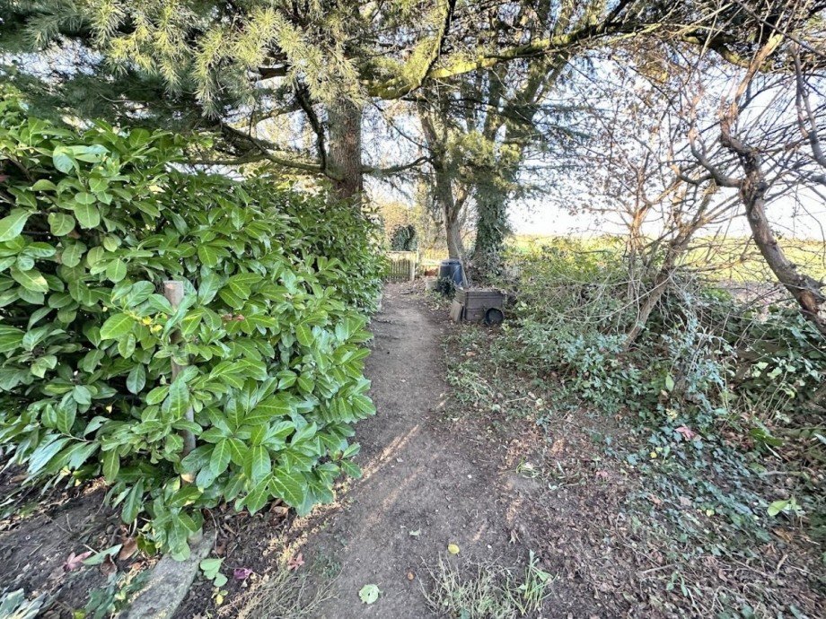 236. Garten zum Feld Bungalow M�nchengladbach