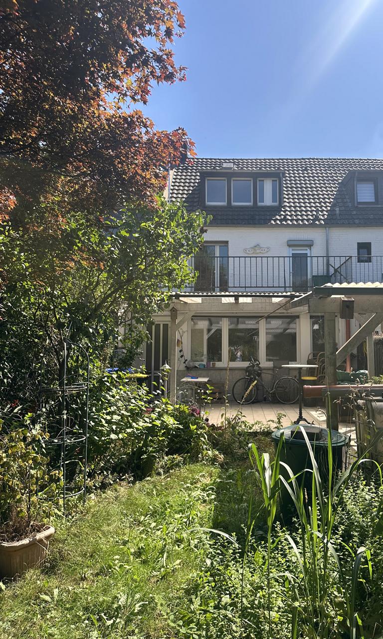 R�ckansicht Reihenmittelhaus M�nchengladbach