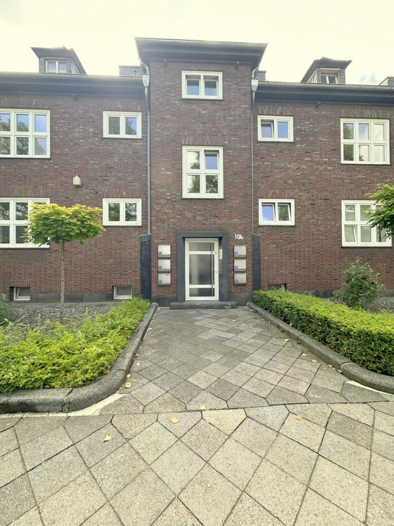 Hauseingang Etagenwohnung M�nchengladbach
