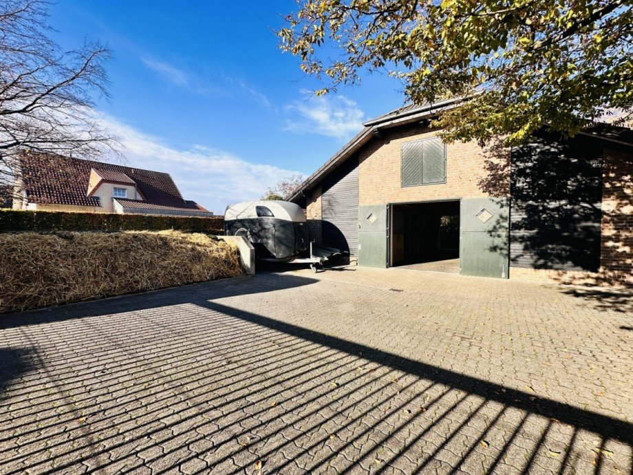 Vorplatz Einfamilienhaus Heinsberg