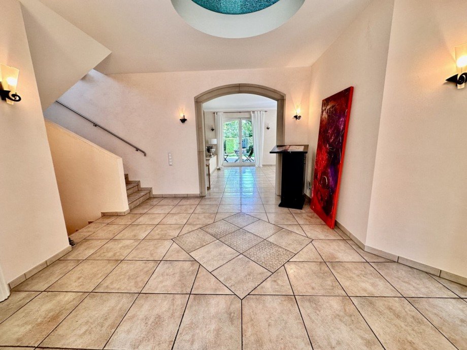 Flur Villa M�nchengladbach / Gro�heide