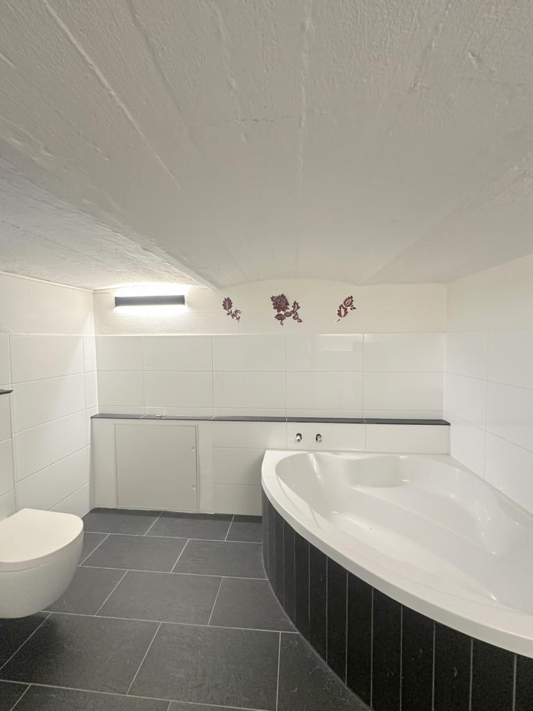 Bad im Keller Reihenmittelhaus Viersen