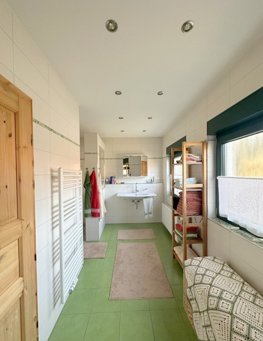 ...mit zwei Fenstern Bungalow Wegberg